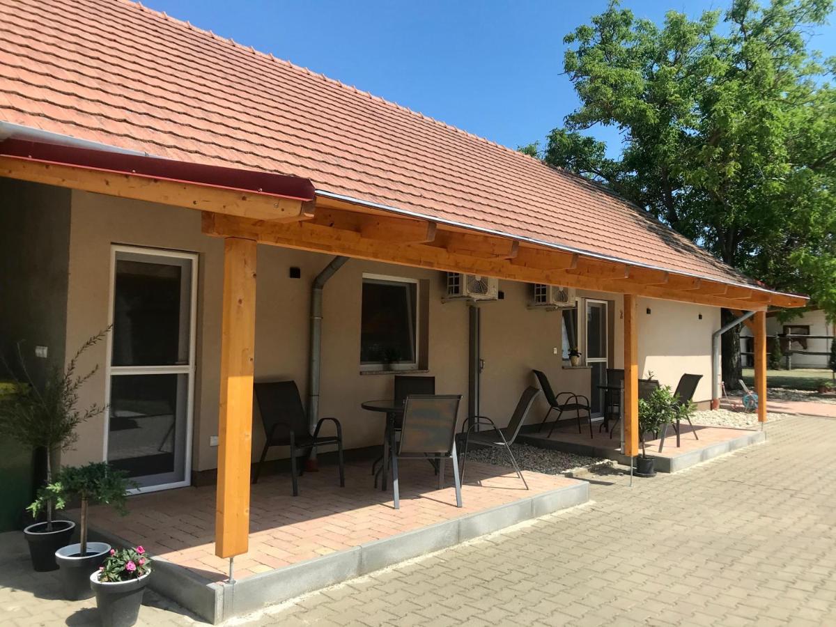 Balatonberény Lena Vendeghaz酒店 外观 照片