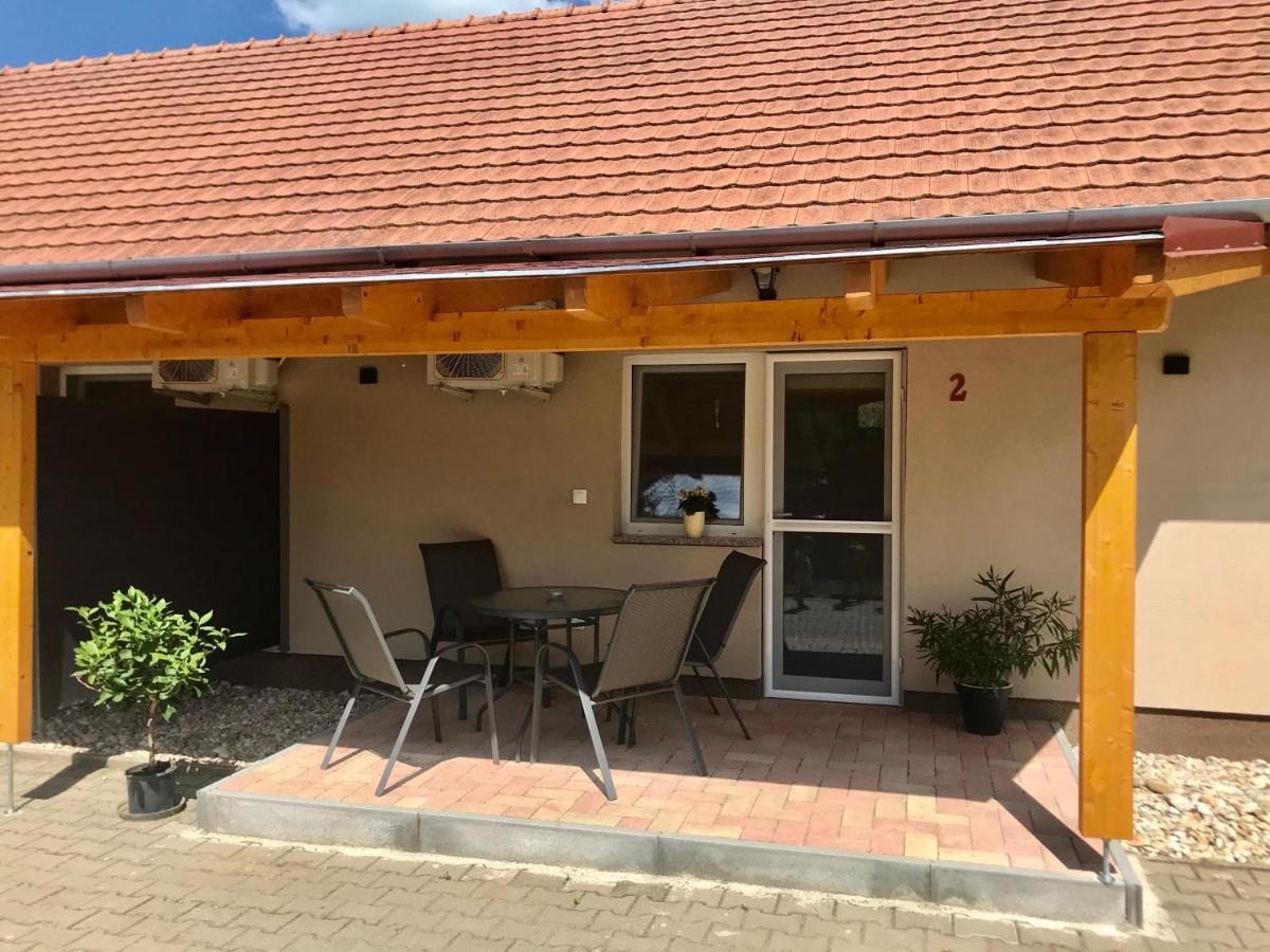 Balatonberény Lena Vendeghaz酒店 外观 照片