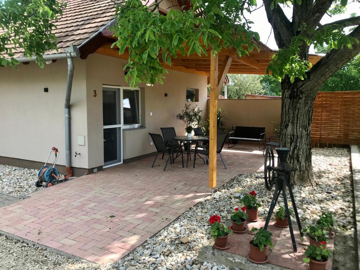 Balatonberény Lena Vendeghaz酒店 外观 照片